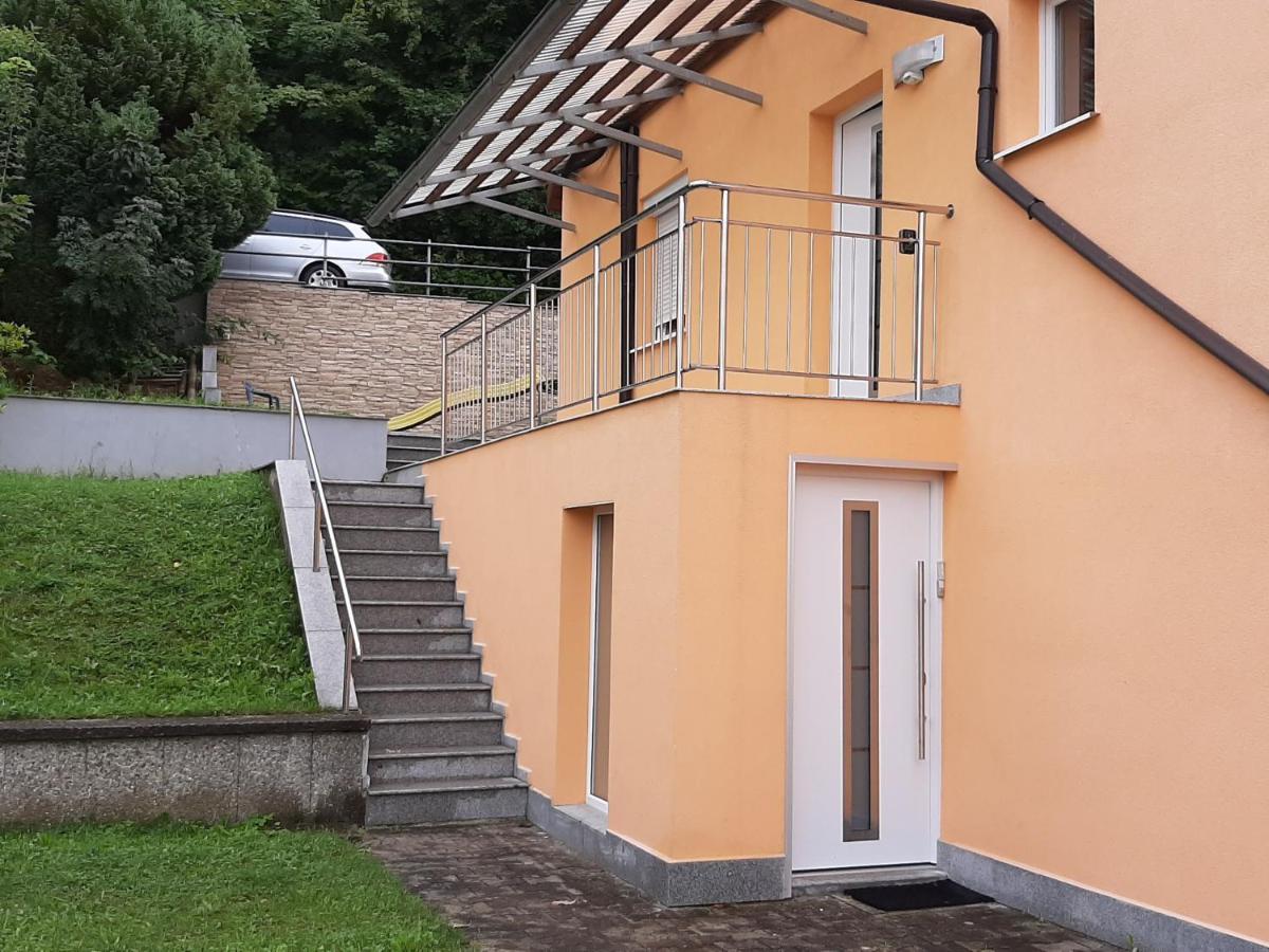 A Spacious 3 Bedroom Apartment In Bad Abbach/Regensburg Exterior photo
